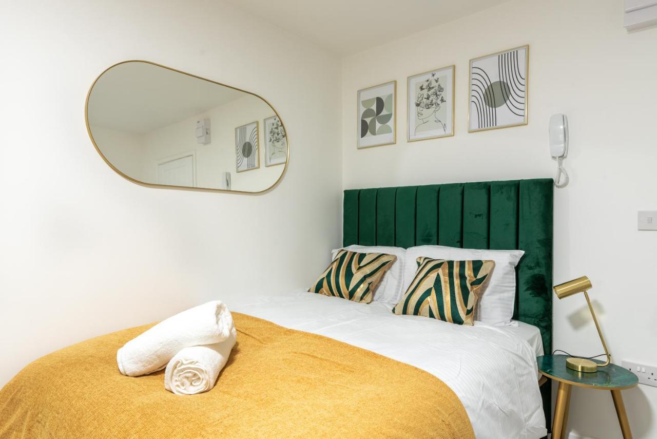 Exquisite Cardiff Apartments- With Garden Lounge & Games Room מראה חיצוני תמונה